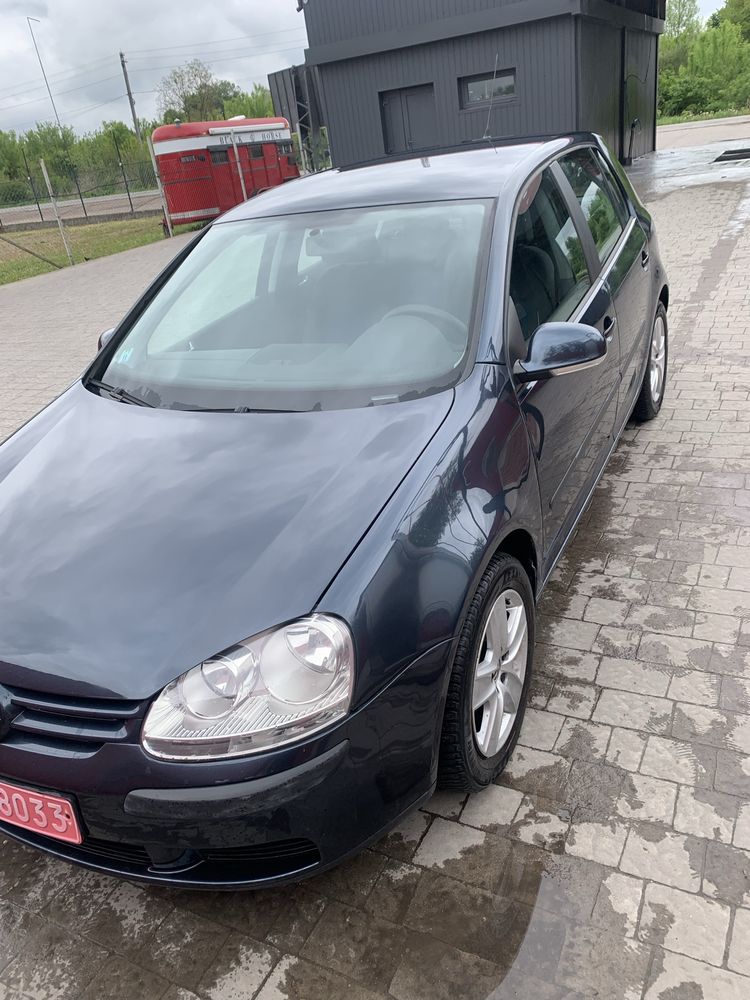 Volkswagen Golf V 1.6 MPI