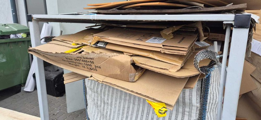 Oddam karton, tektura falista