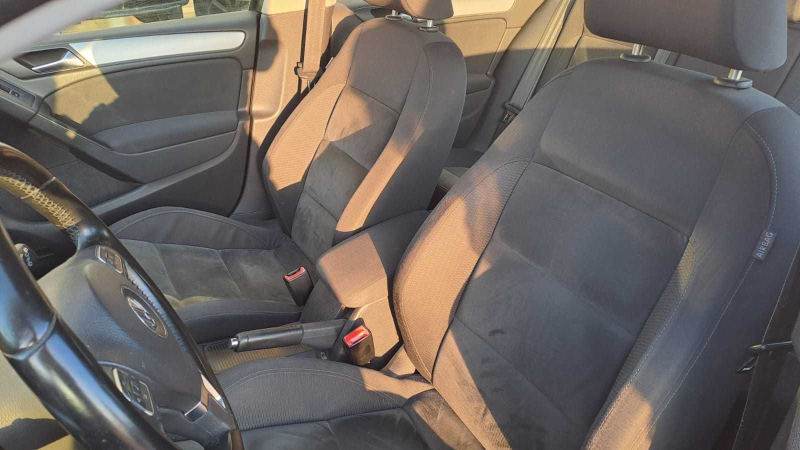 VW Golf VI 1.6 TDI Highline 06/2010