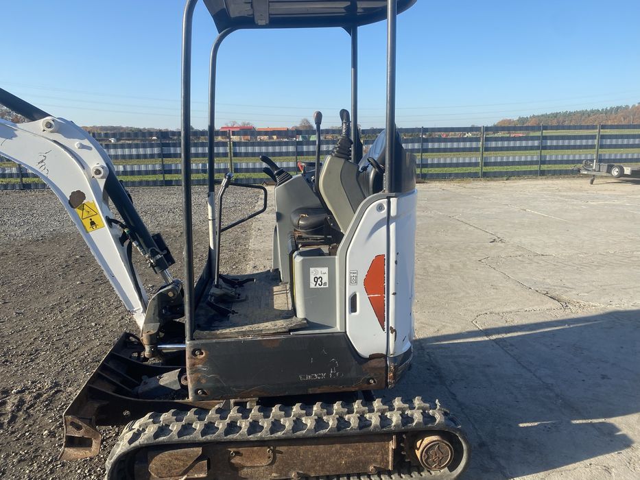 Mini koparka bobcat E 20