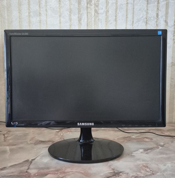 Монітор Samsung S19A300N + Блок живлення