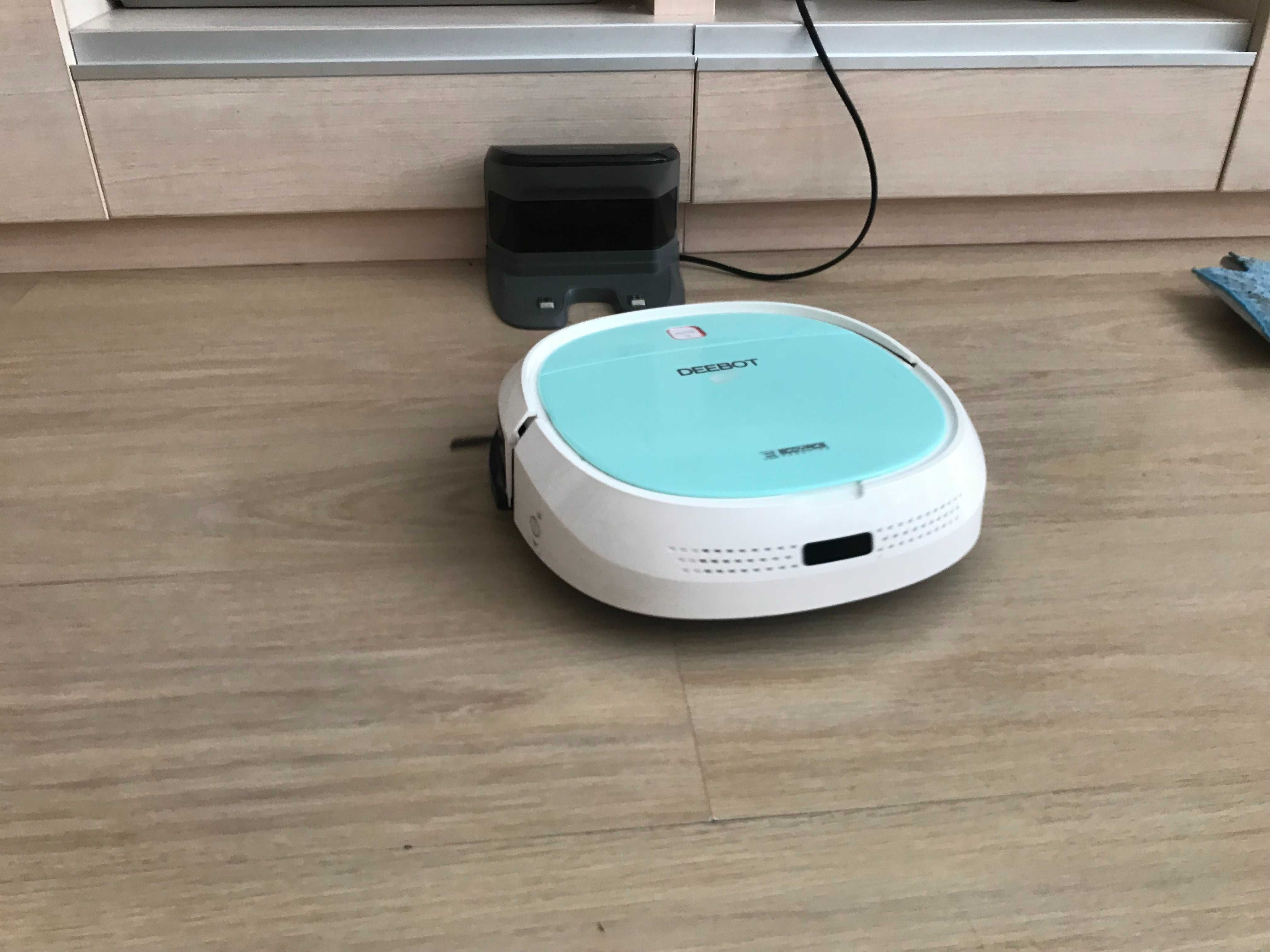 Пылесос Eсоvacs DEEBOT
