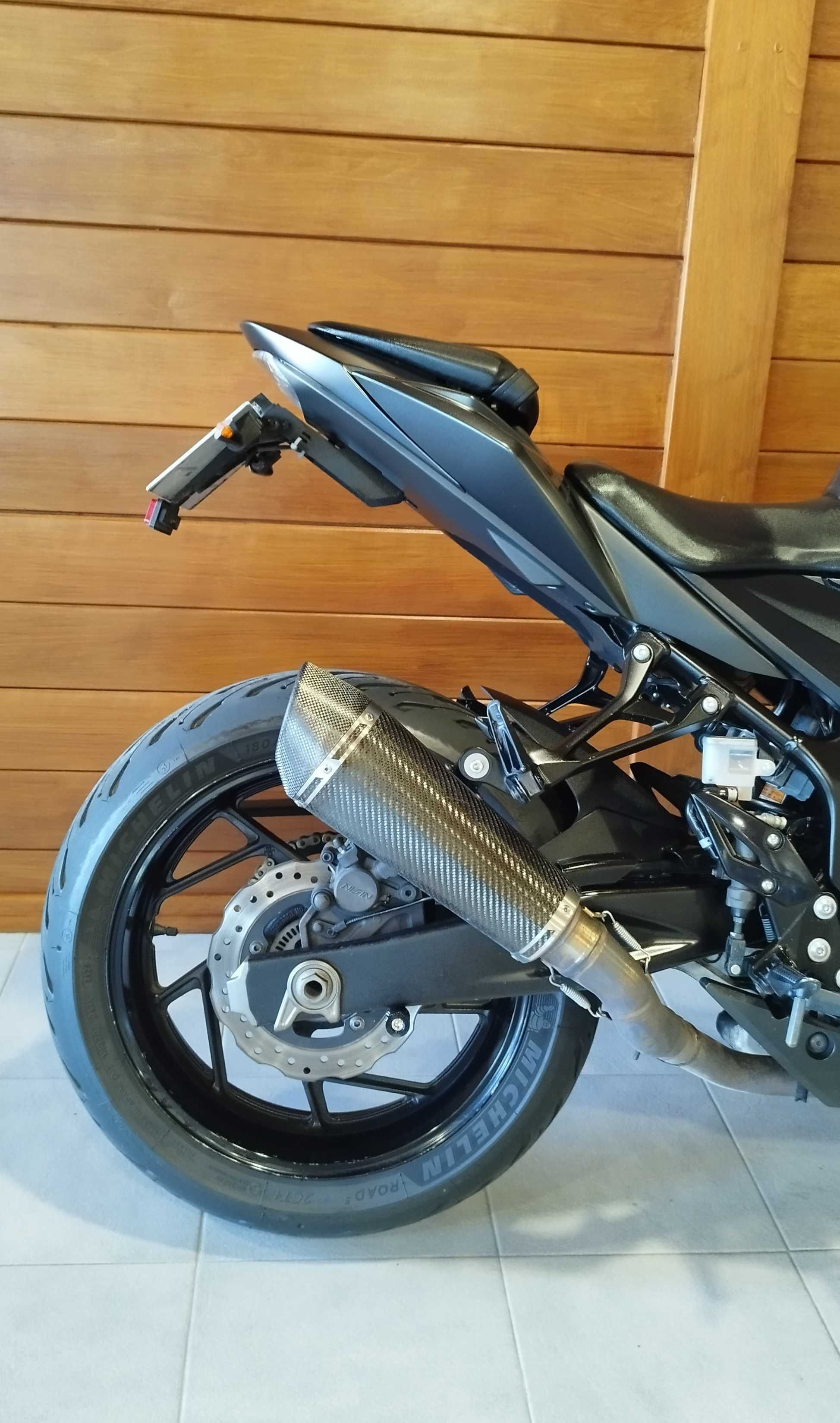 Suzuki Gsx-s 750