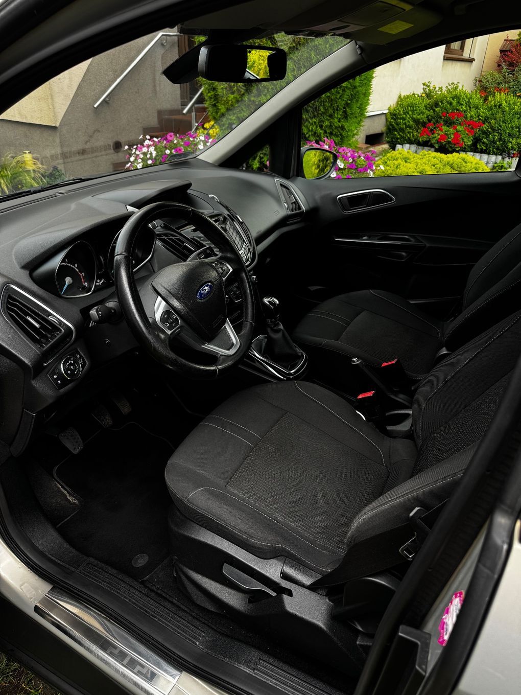 Ford B-MAX Ford B-MAX Titanium X ASS