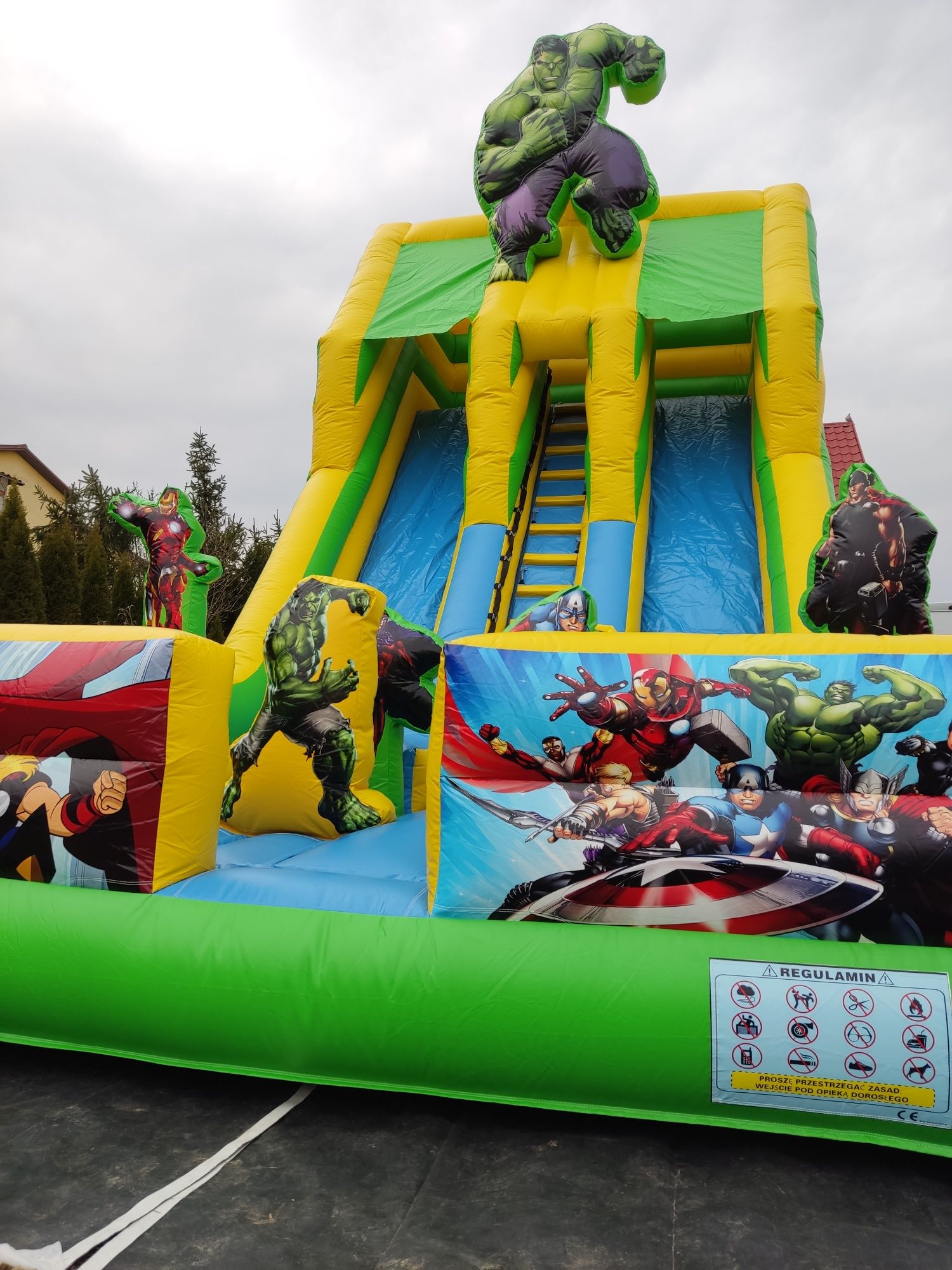 Dmuchaniec Dmuchańce Zjeżdżalnia Dmuchana Wynajem Piana Party Quady