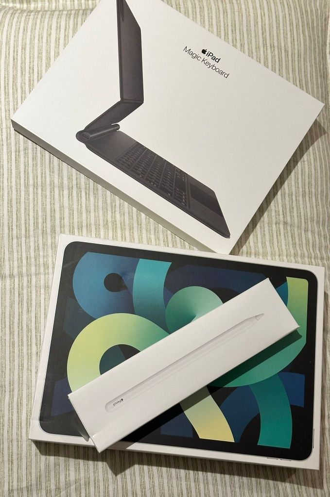 Ipad Air( 4 geração) com caneta e teclado