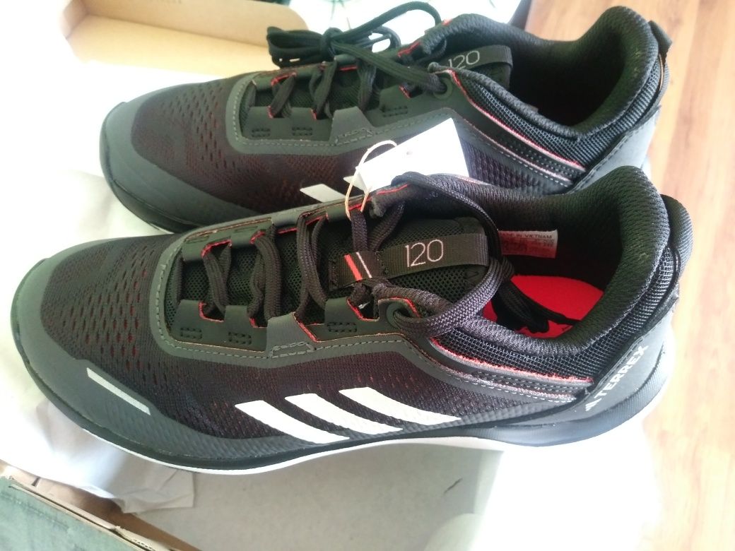 Buty adidas terrex agravic flow roz.39 1/3(25 cm.)