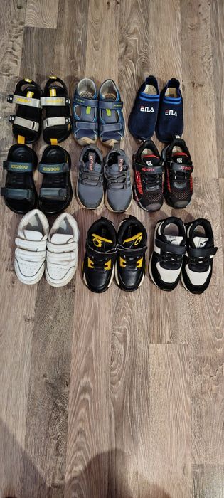Продам дитяче взуття