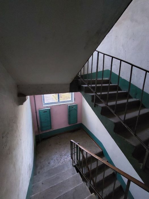 2 комн ул.Пришвина (Сучасна), район Артём, остановка гостиница Киев