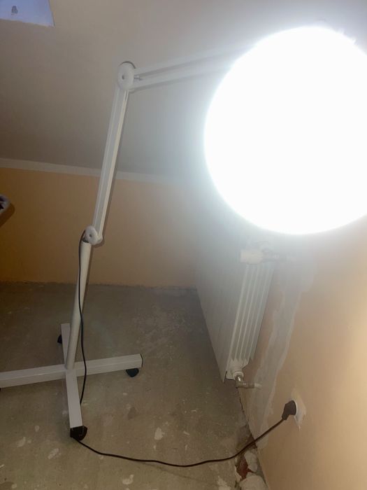 Lampa lupa kosmetyczna