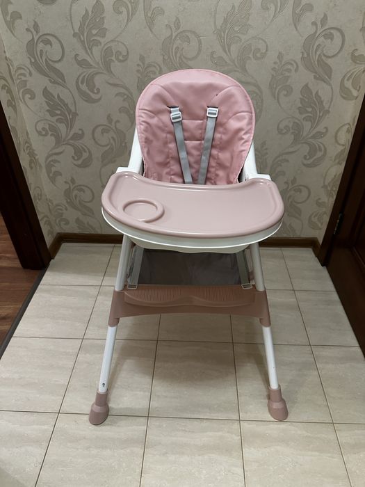 Дитяче крісло для годування