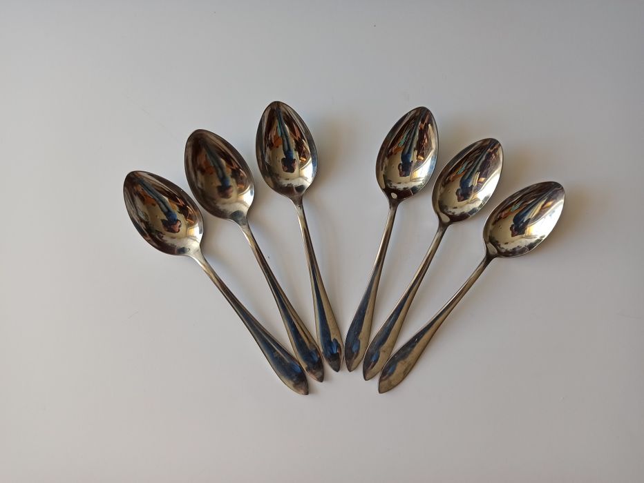 Pamiątka PRL-u Łyżki stołowe "Kropla wody" Gerlach