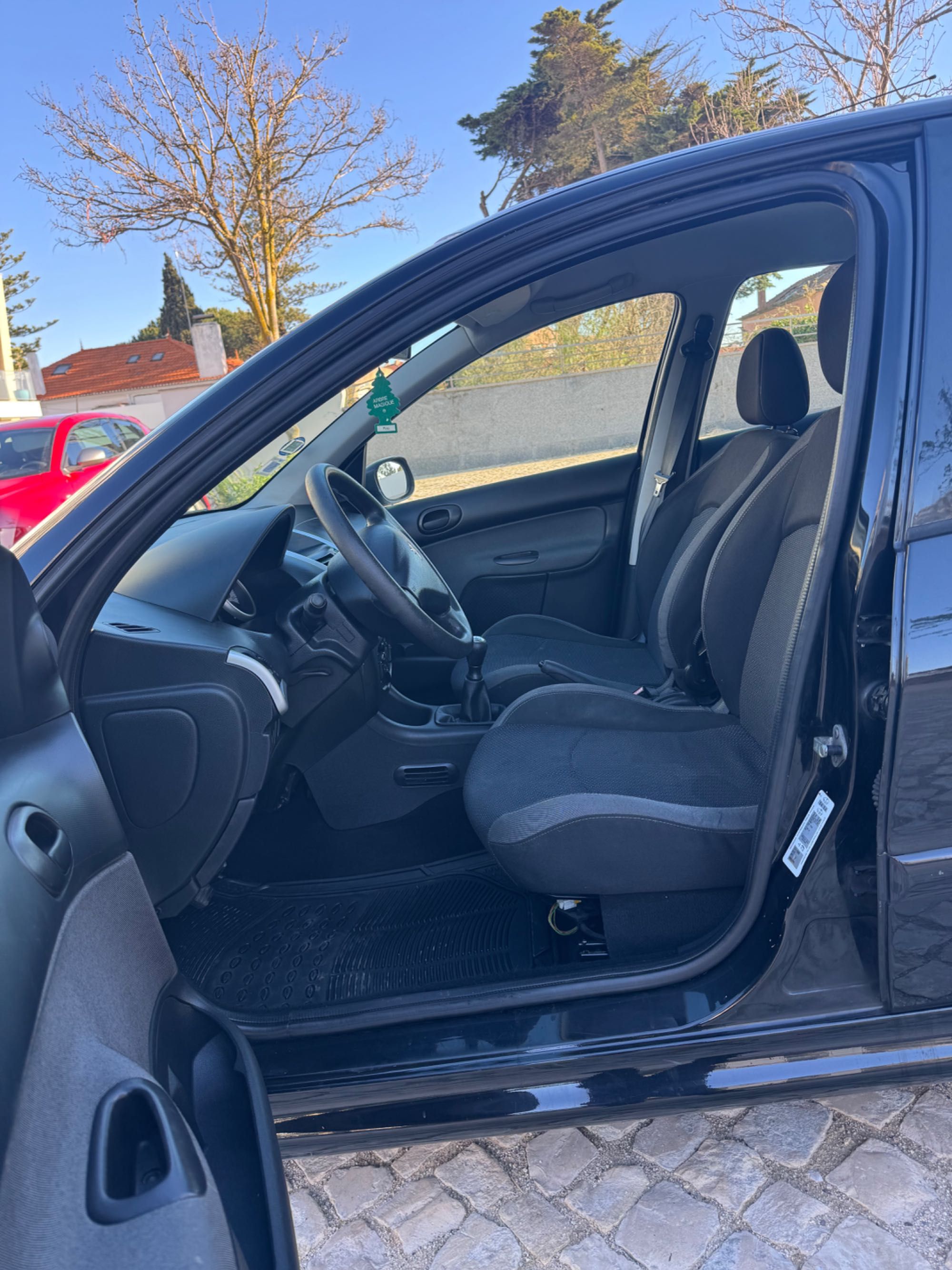Peugeot 206 + 1.1 gasolina 60 CV Nacional