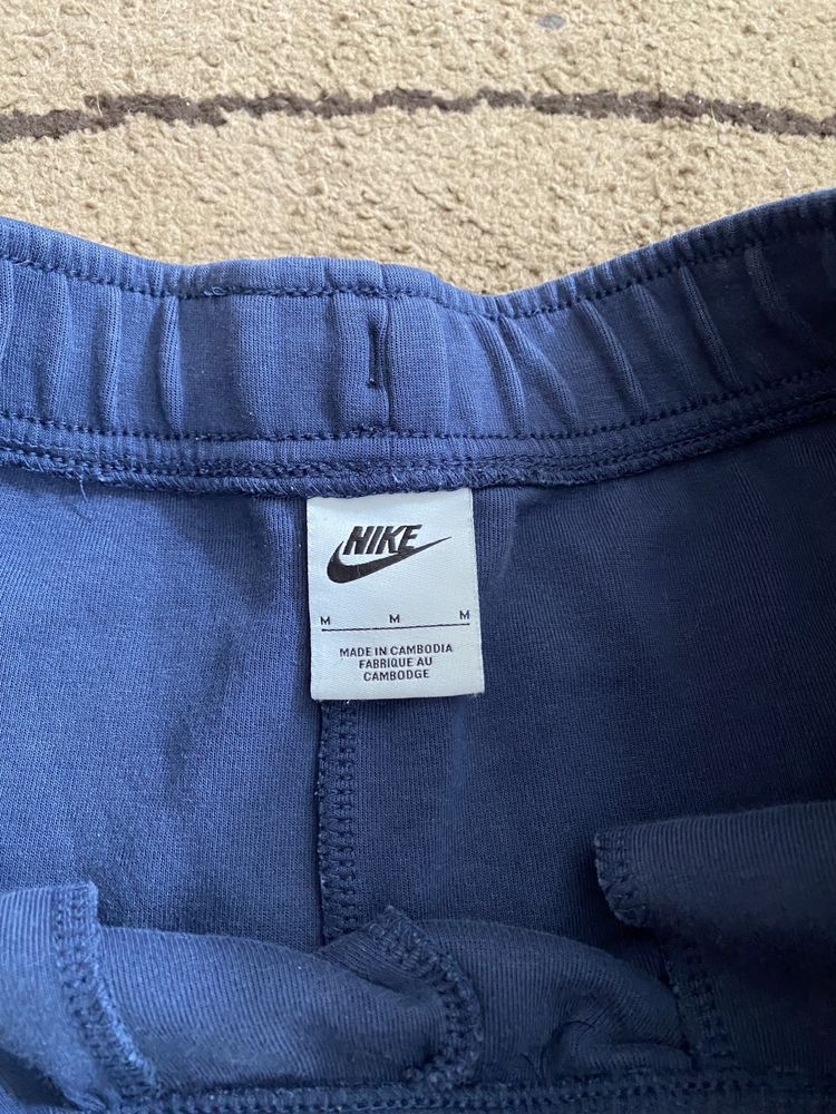 Штани Nike Tech fleece