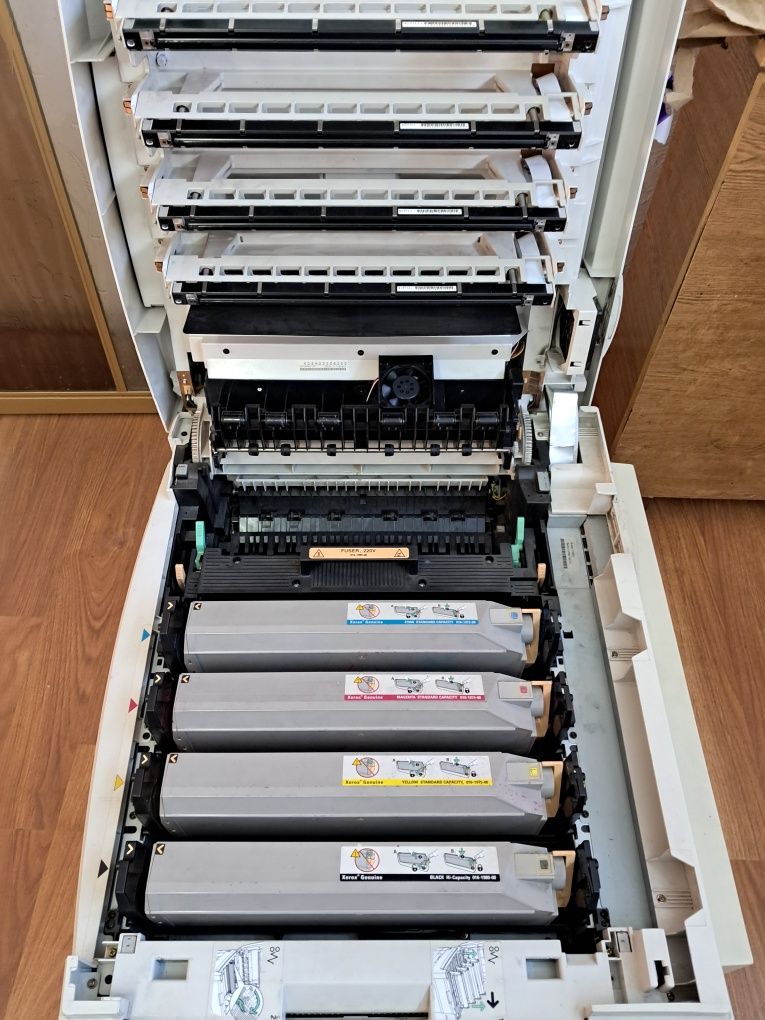 А3 Кольоровий XEROX Phaser 7300