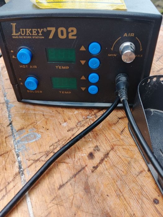 Паяльна станція Lukey 702