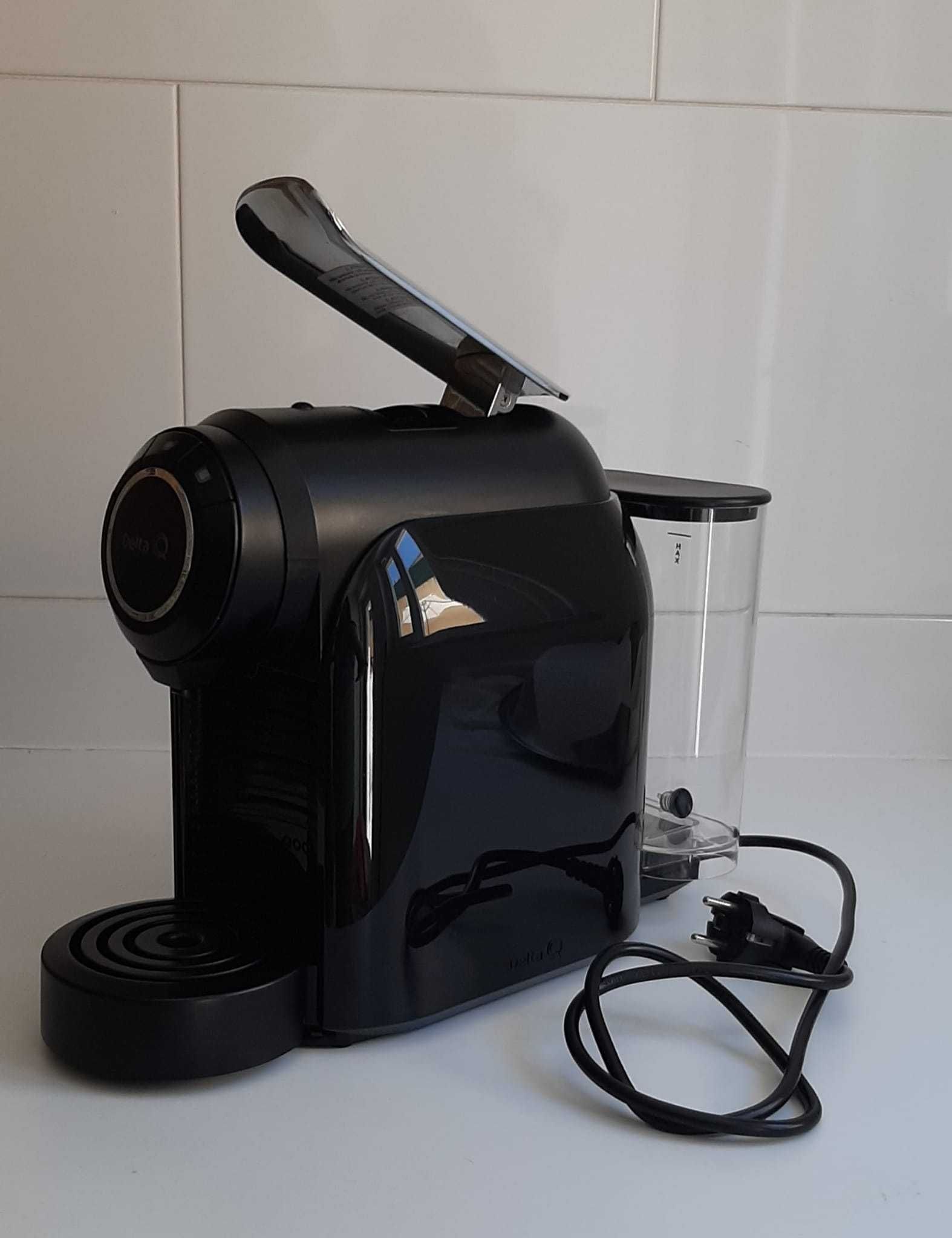 Máquina de Café Delta Q