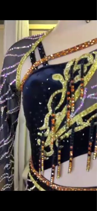 Костюм для танців