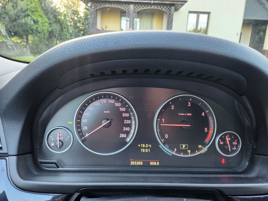 BMW 520d F11 265tys km biała perła super stan techniczny  !