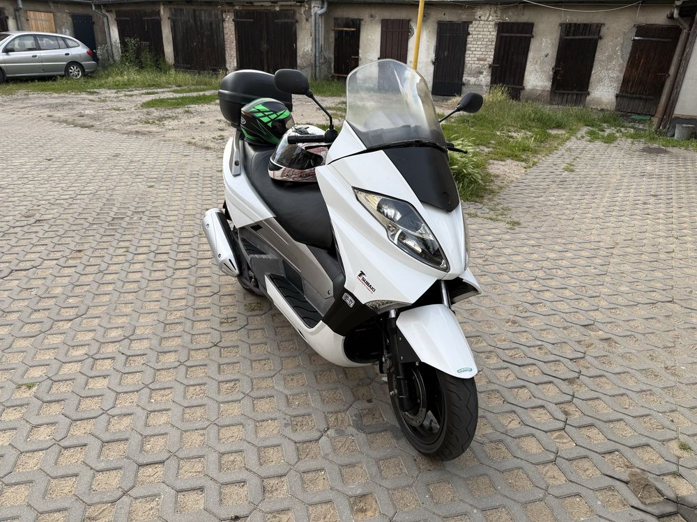 Sprzedam Skuter 125cm 2013r