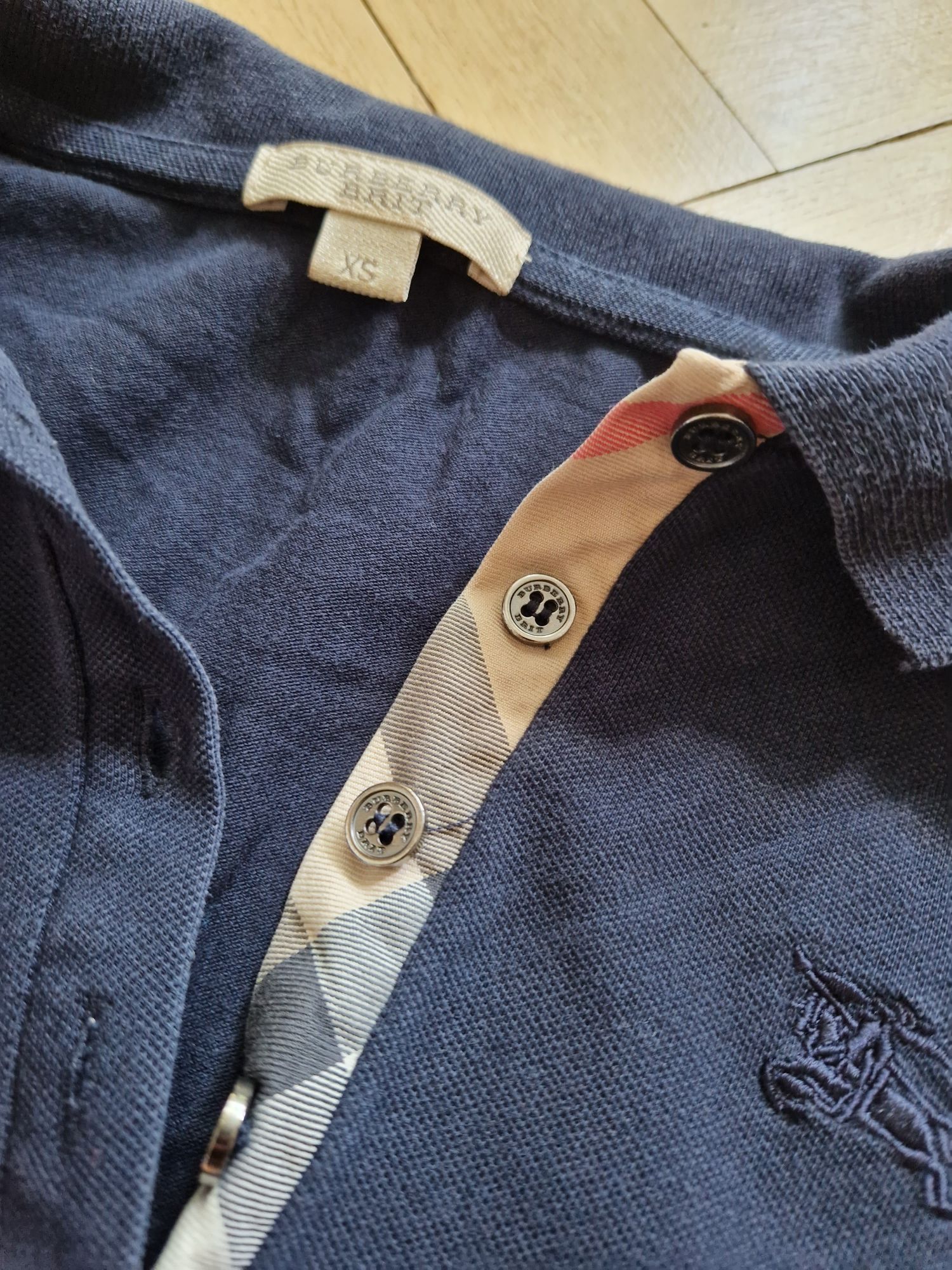 Burberry polo top XS navy