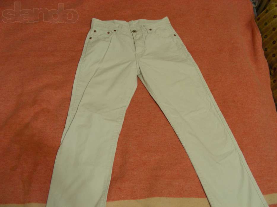 Продам летние белые котонновые джинсы на мальчика-подростка
