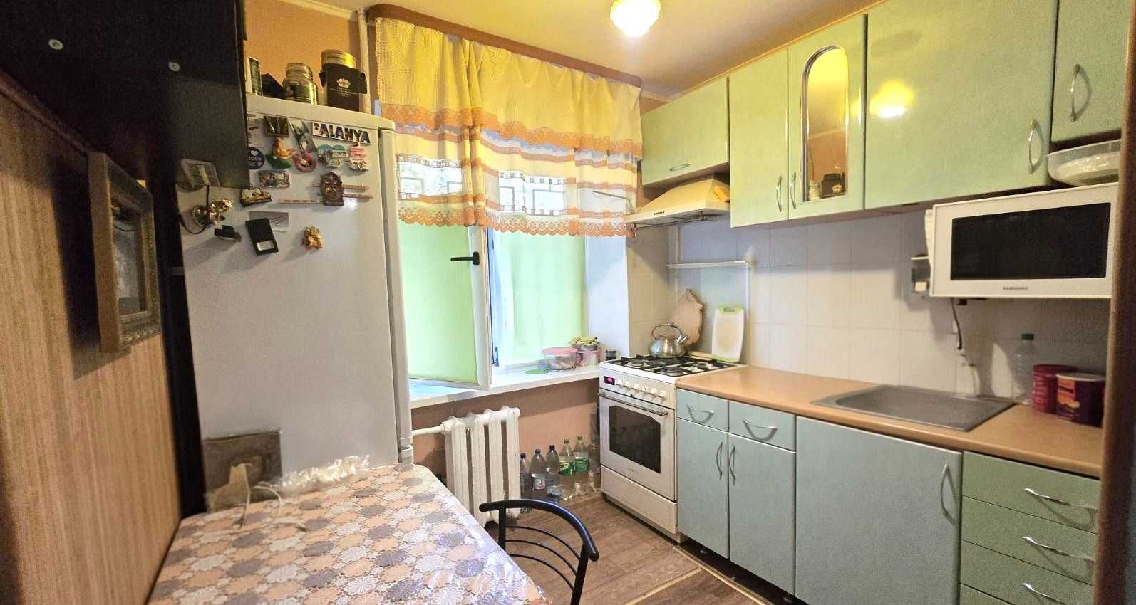 Продам 2 комнатную на Черемушках. Генерала Петрова