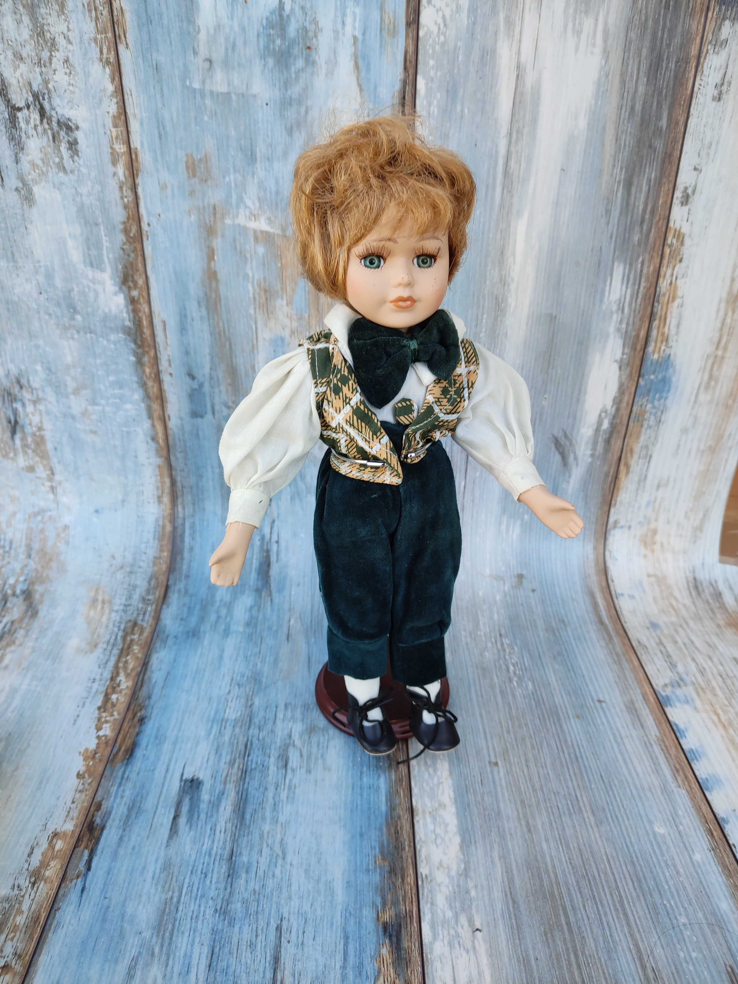 Porcelanowa lalka - vintage -