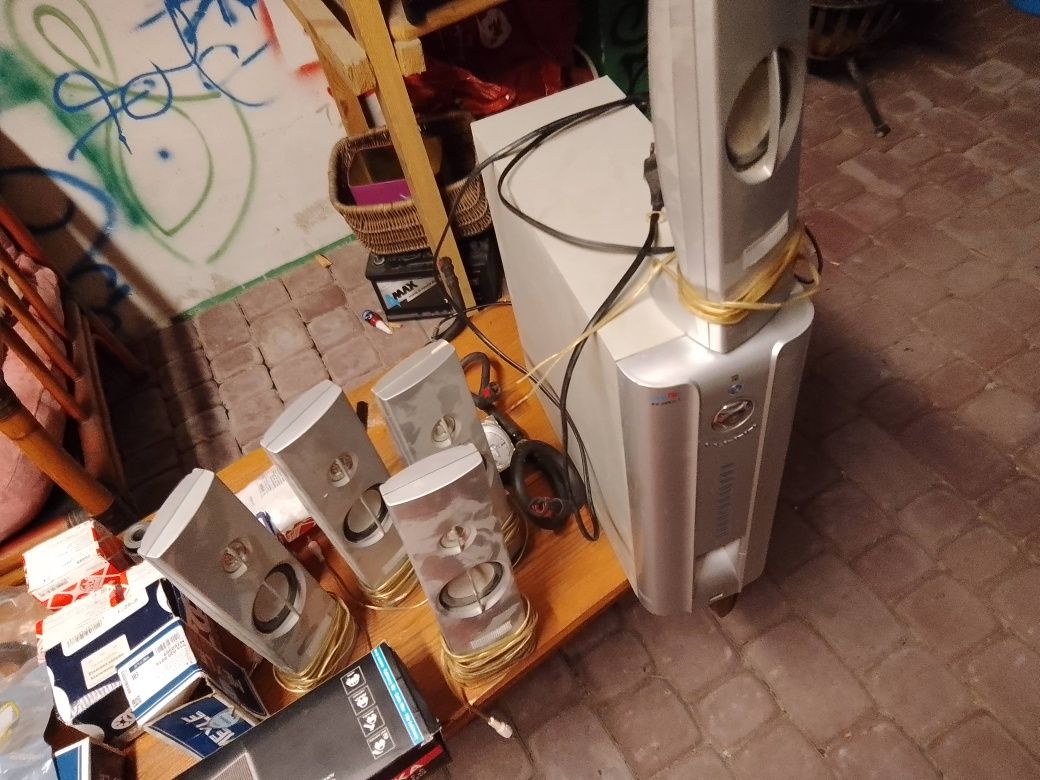 Kino domowe 5.1 unitek av-999/5.1 +pilot