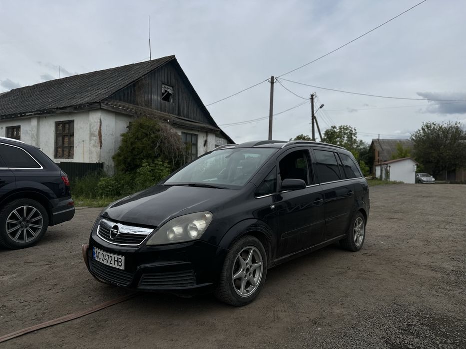 Opel Zafira B 2005 1.9 CDTI (нюанс)