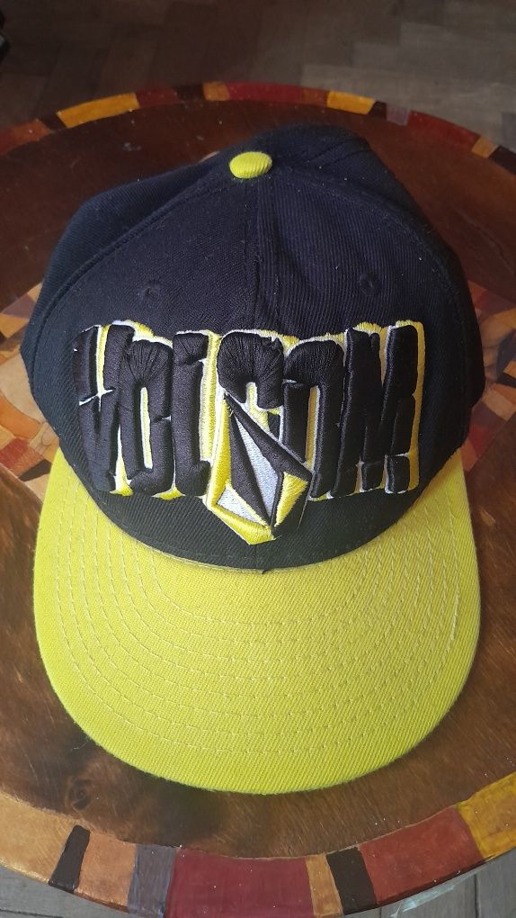 Кепка Volkom Snapback 56-60 см.