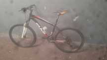Bicicleta fuji travão de disco a cabo