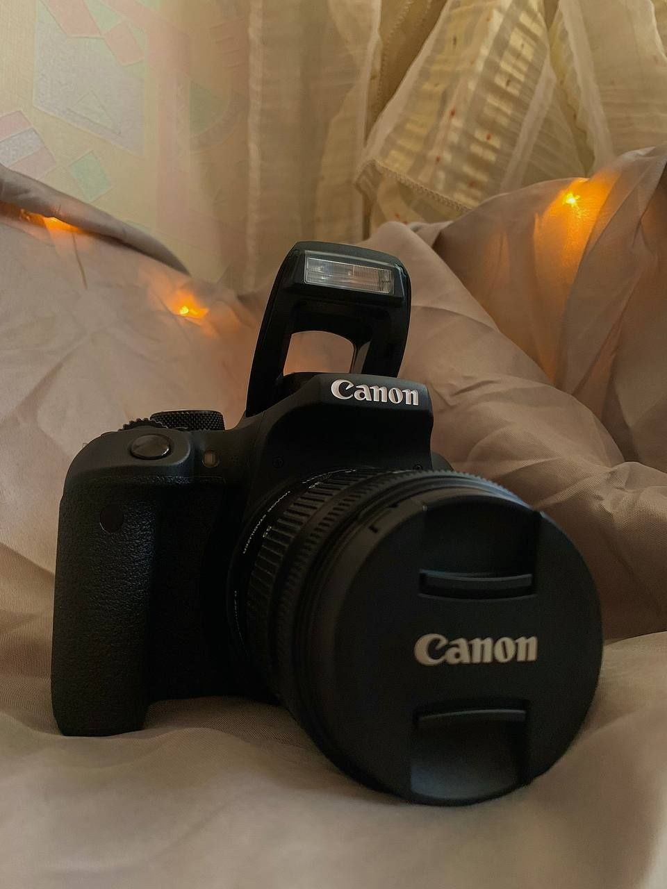 Продам камеру Canon EOS 800D Терміново!