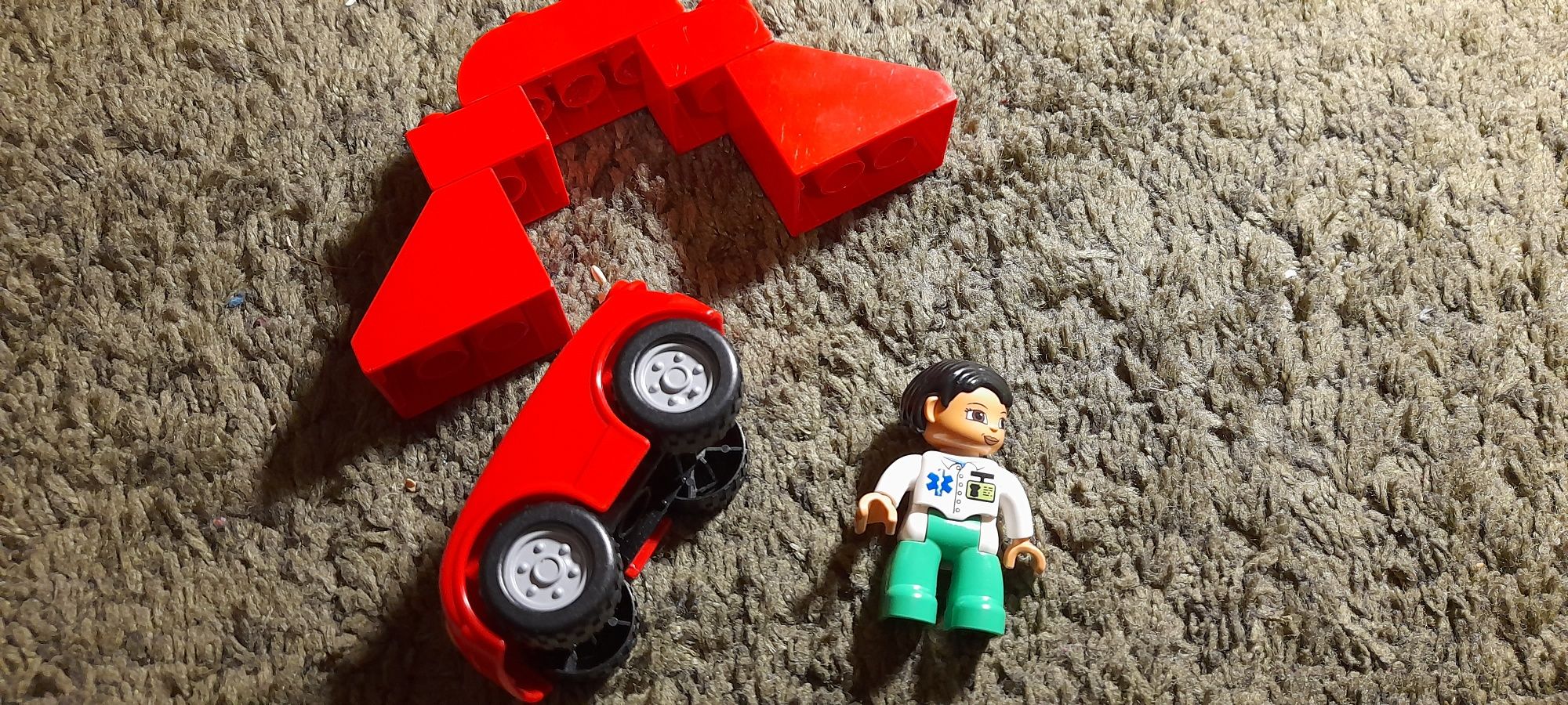 Lego duplo lekarz karetka klocki