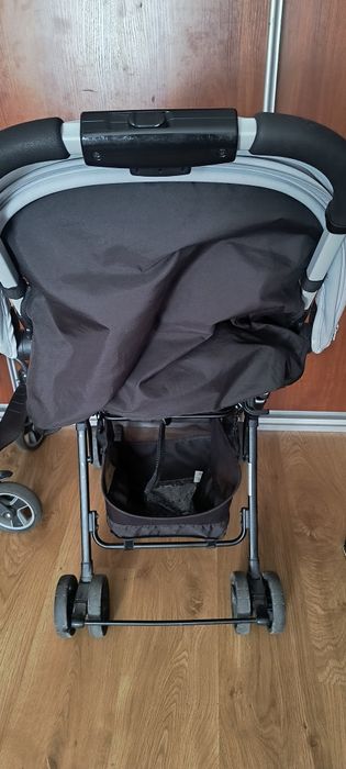 Wózek spacerowy składany