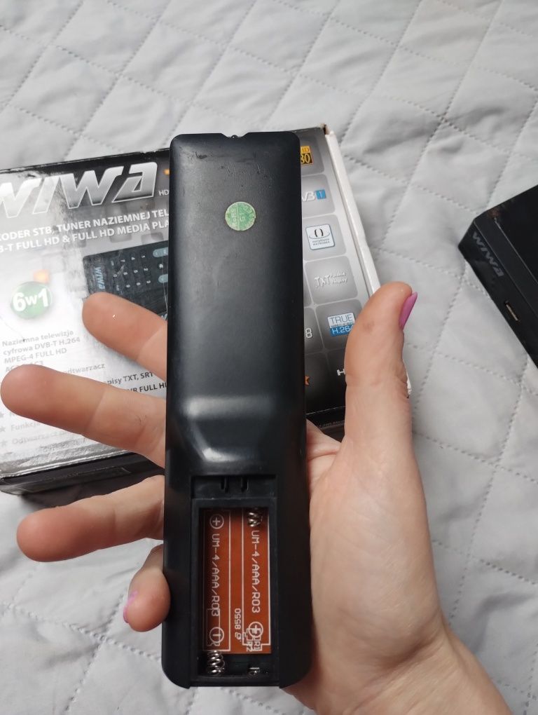 Dekoder toner naziemnej telewizji cyfrowej