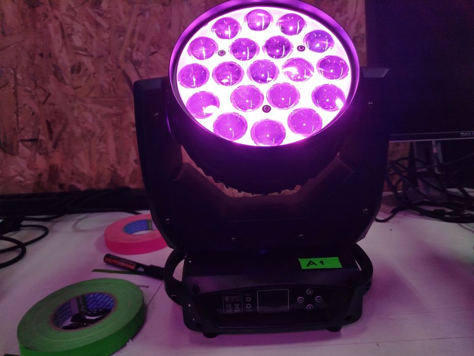 Luzes para festas 2 x Robots de luzes moving head wash 19x15w