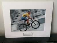 Fotografia do ex-ciclista profissional americano Lance Armstrong