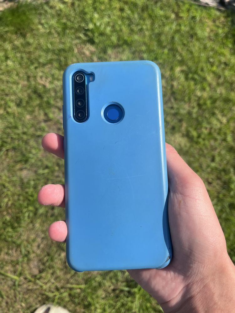 Телефон Redmi note 8