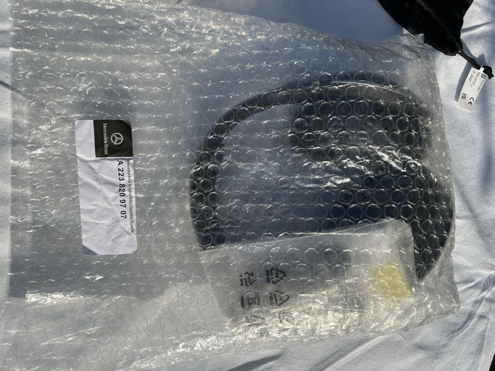 Продам бездротові навушники Bluetooth Mercedes