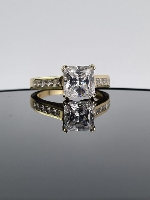 Obłędna złoty nowy damski pierścionek z dużym białym oczkiem 14k 585