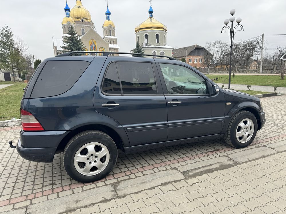 Мерс 2.7 автомат Mrcedes Ml 270n