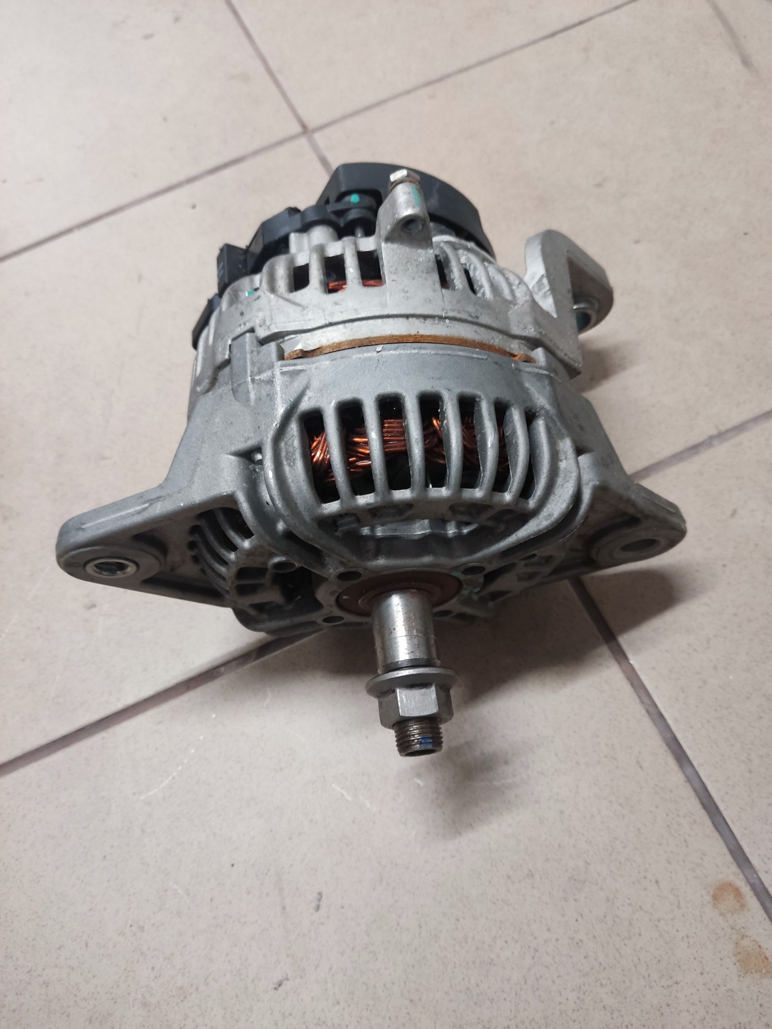 Alternator Bosch BR14-M1 Perkins 12V.