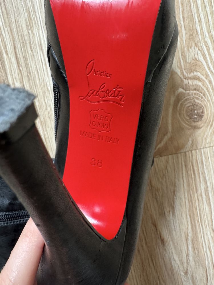 Ботфорди /каблуки /чоботи Christian Louboutin