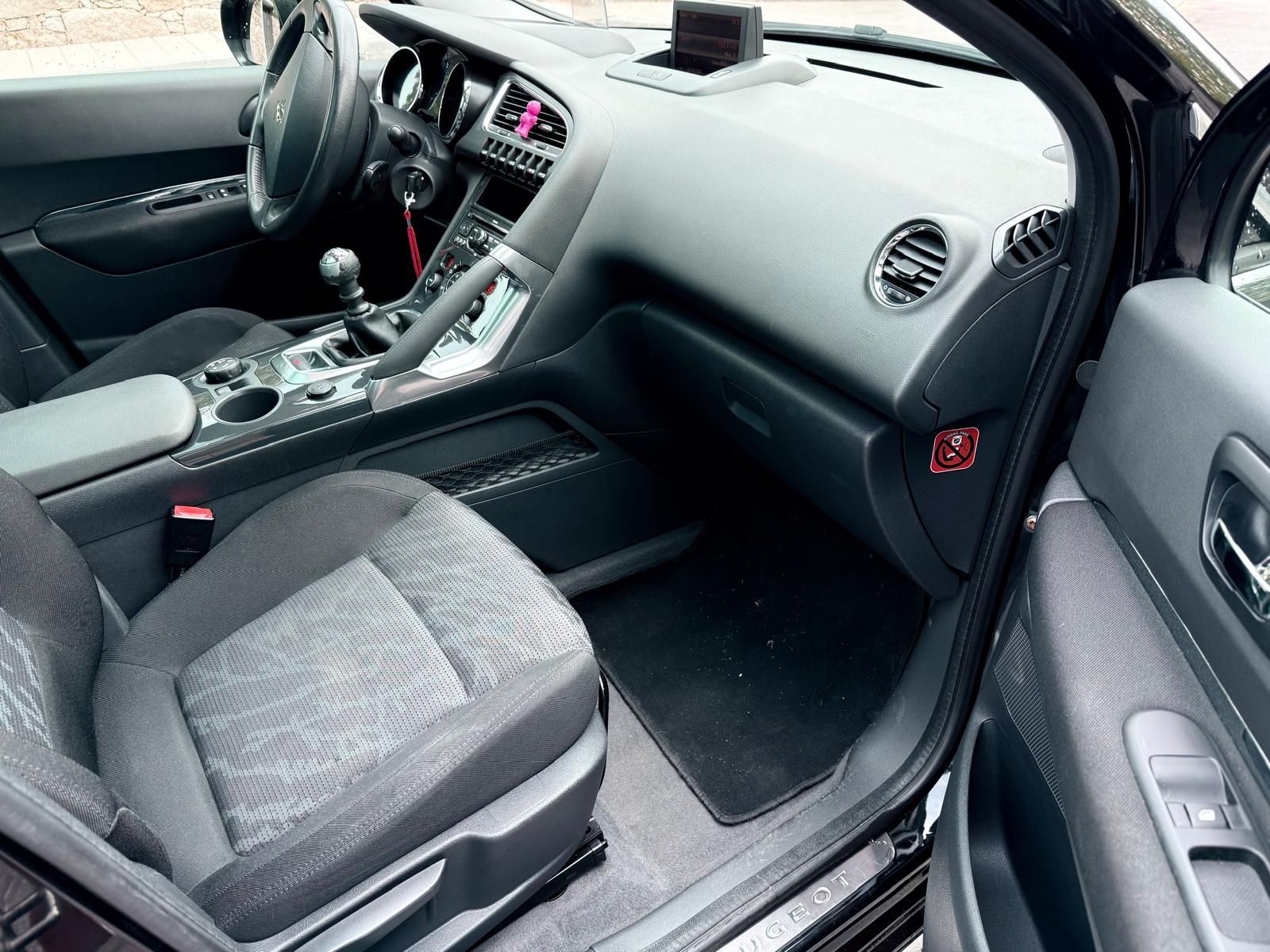 Peugeot 3008 1.6 HDi ***Reservado