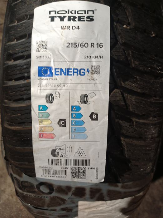 opony WR D4 215/60 R16 [99] H XL