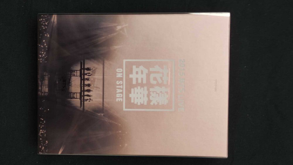 BTS 2015 Live on Stage - Korea. Como novo. Photocard do V.