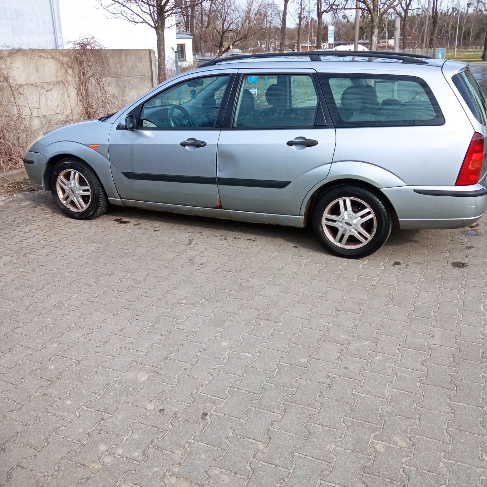 Ford Focus MK1 2003r.Ważny przegląd.