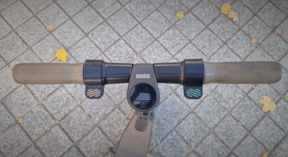 Hulajnoga Elektryczna Ninebot KickScooter ES2L by SEGWAY Świetny Stan!