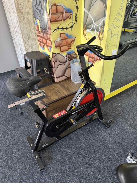 Вертикальный спин-байк Schwinn IC Elite™, велотренажёр